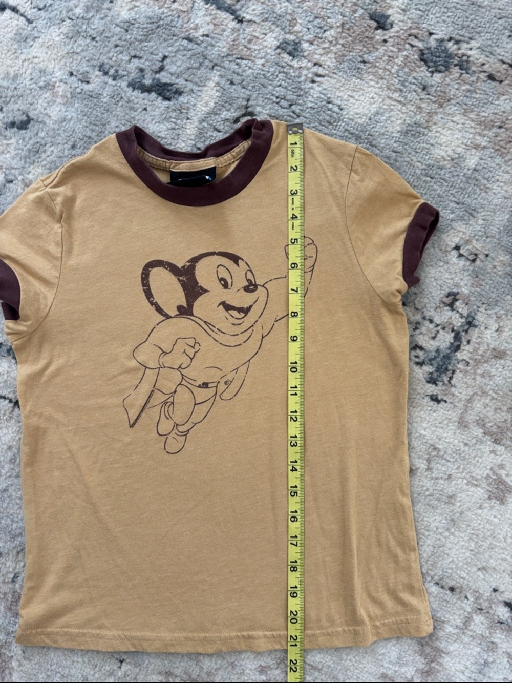 Junk Food Clothing Tan Tee with Brown Trim and Mighty Mouse Graphic size L - Picture 7 of 7